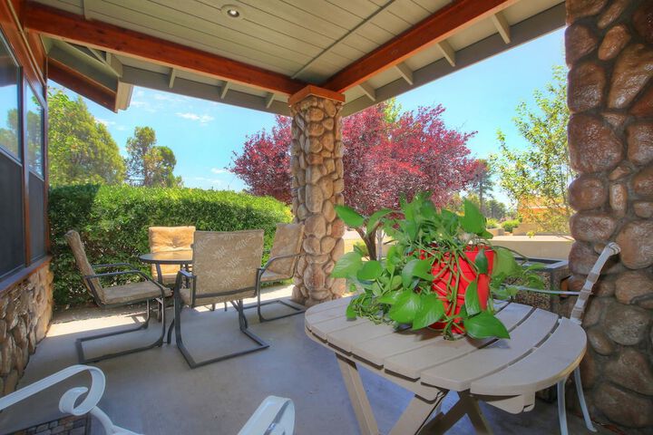 Terrace/Patio 50 of 54