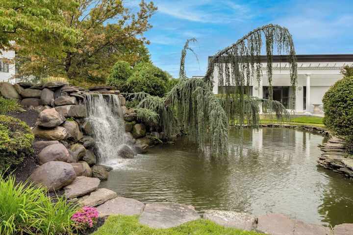 DoubleTree Suites by Hilton Hotel Mt. Laurel