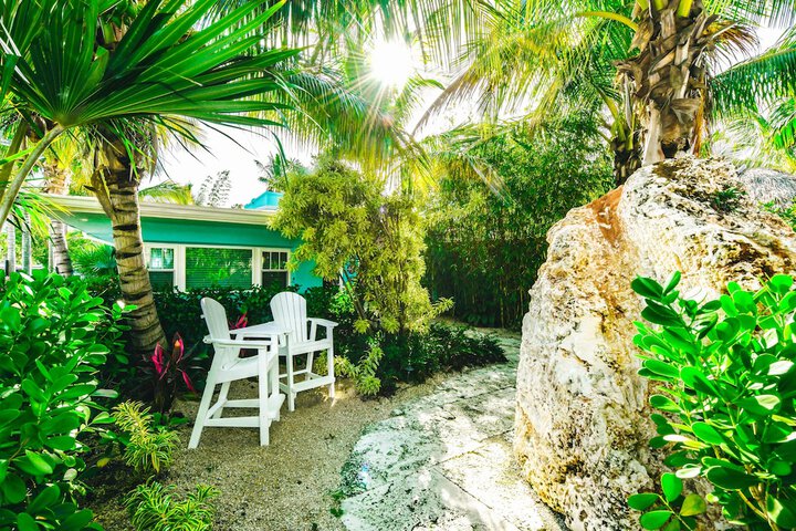 Tropical Breeze Resort