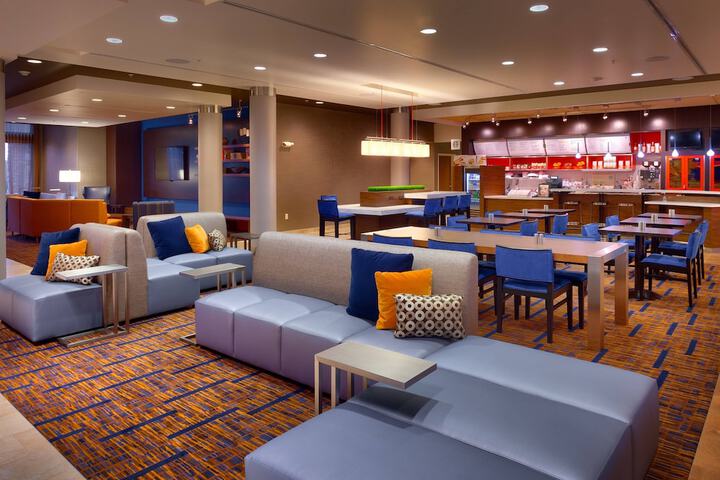 Hotel Interior 11 of 31