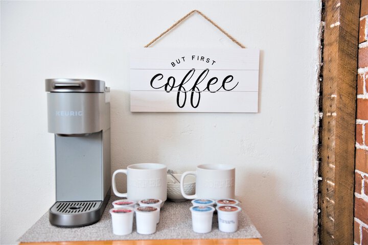 Breakfast/Coffee Service 102 of 115