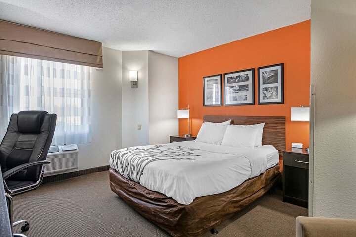 Room 19 of 30