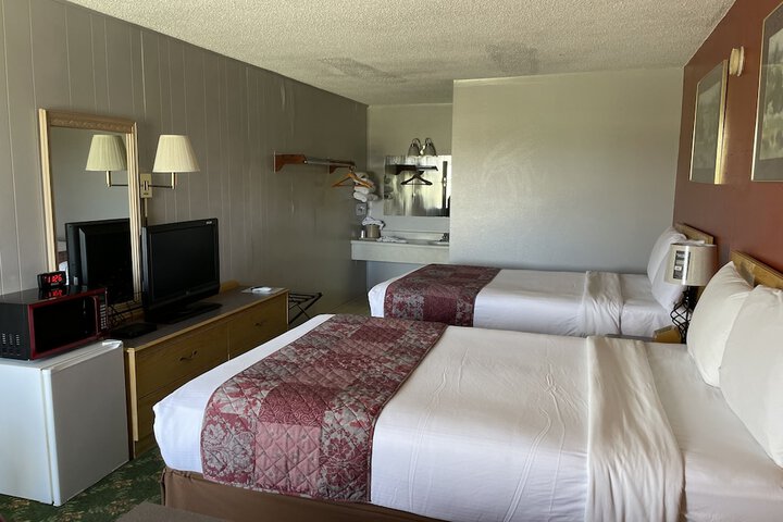 Room 63 of 84