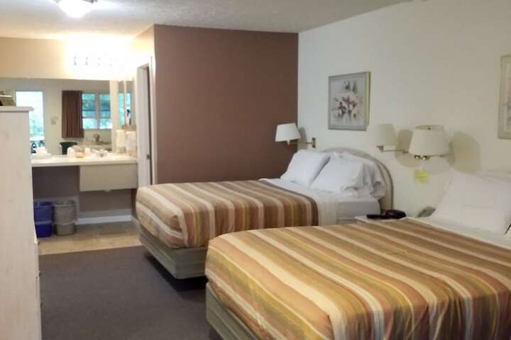 Room 63 of 127