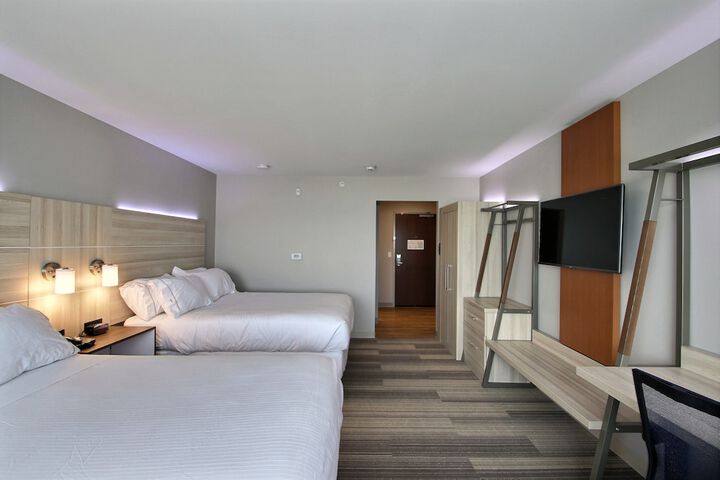 Room 16 of 51