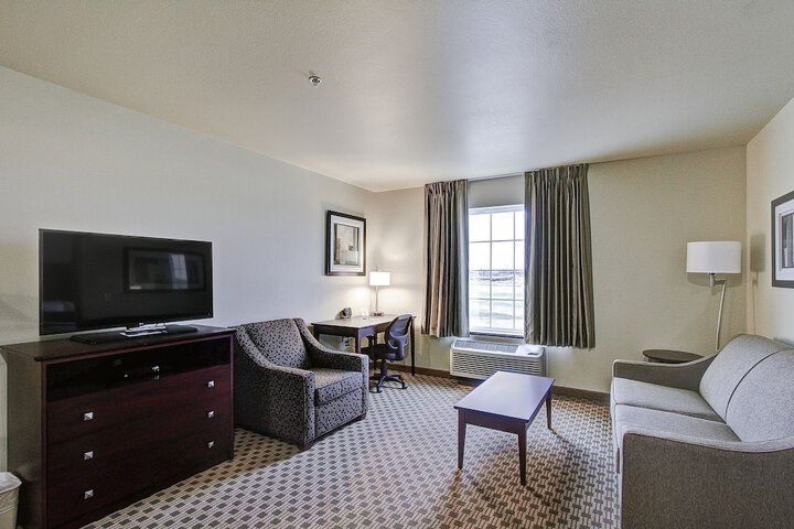 Cobblestone Hotel & Suites – Pulaski / Green Bay