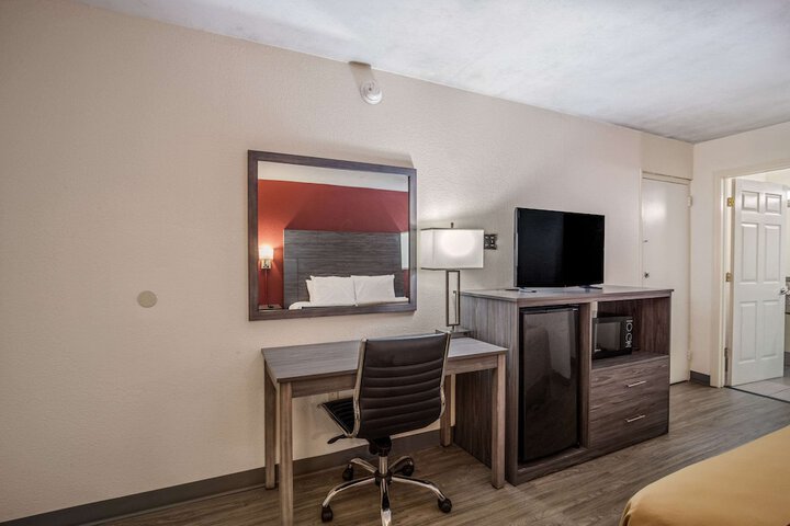 Room 26 of 55