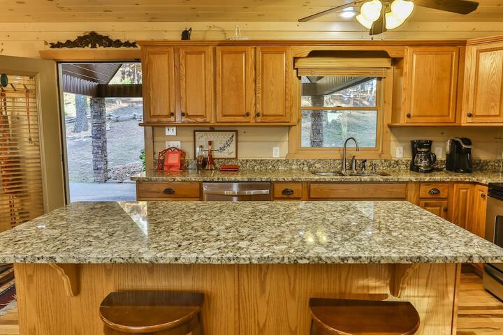 Eagles Breeze Nevaeh Cabin Rentals