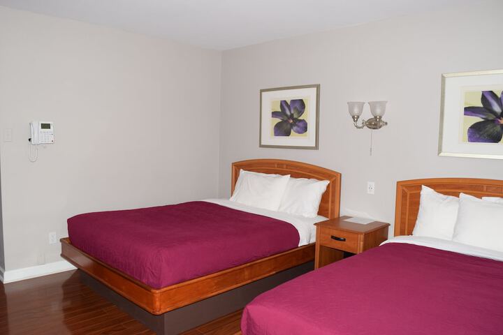 Room 32 of 42