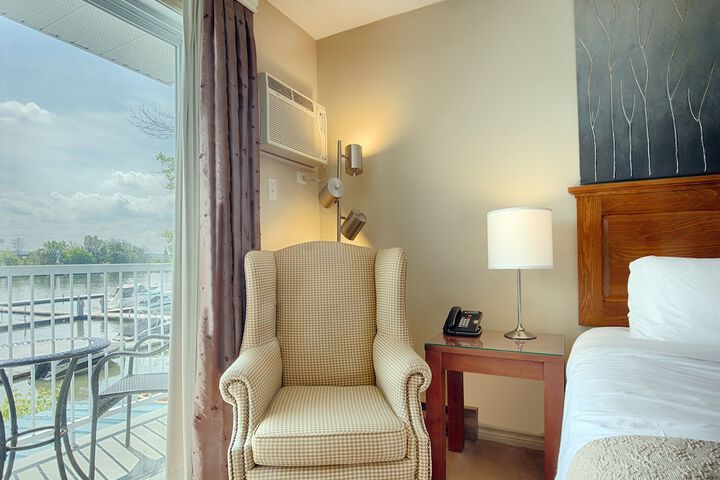 Room 25 of 71