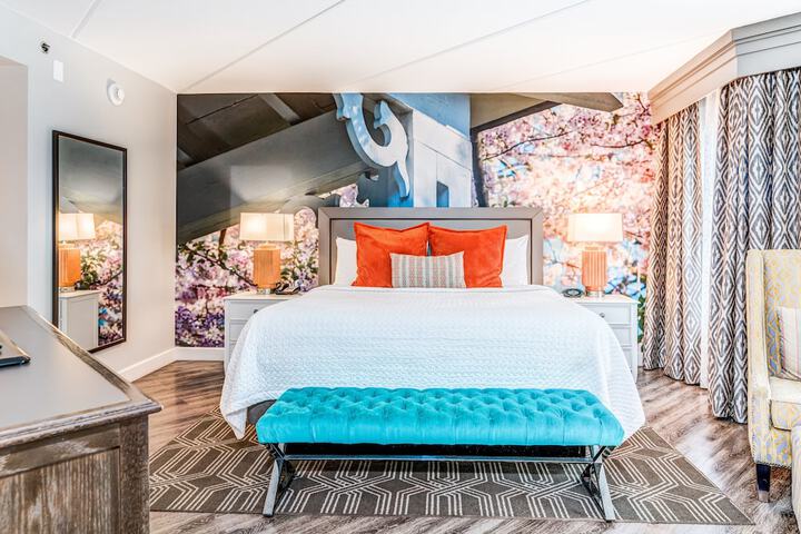 Room 41 of 100