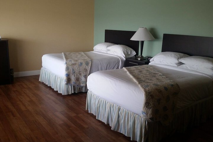 Room 11 of 48