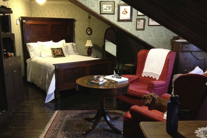Room 75 of 76