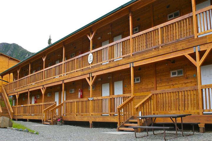 Hotel 4 of 35
