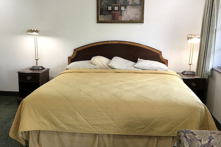 Room 62 of 111