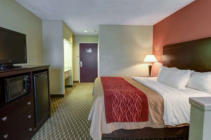 Room 14 of 25
