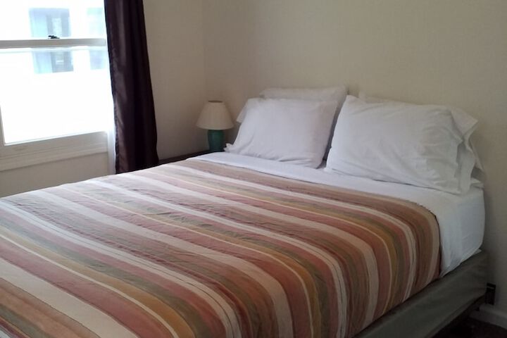 Room 71 of 127