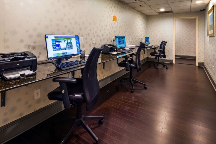 Business Center 24 of 24