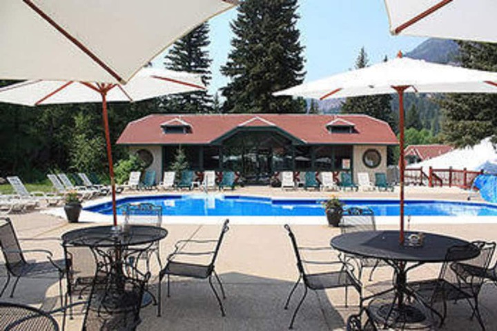Pool 6 of 62