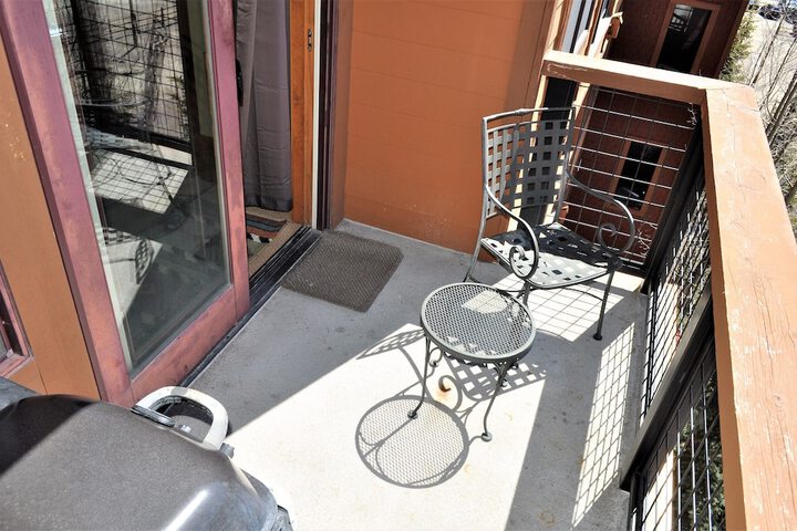 Terrace/Patio 38 of 48
