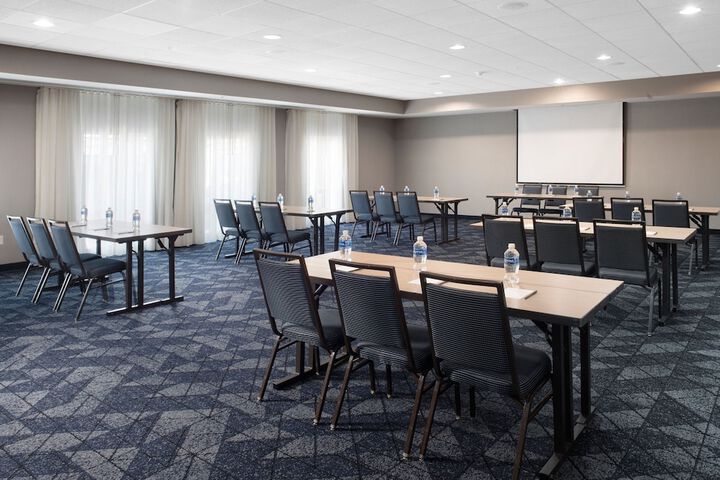 Courtyard by Marriott Galveston Island