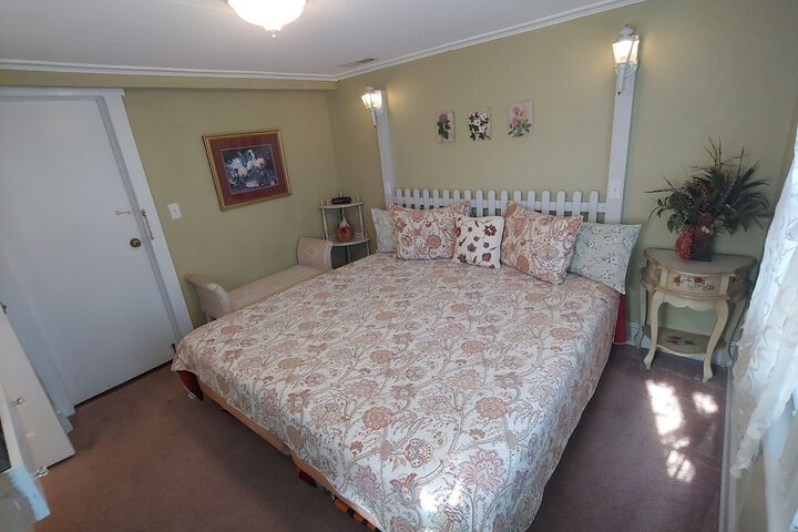 Island Guest House B & B