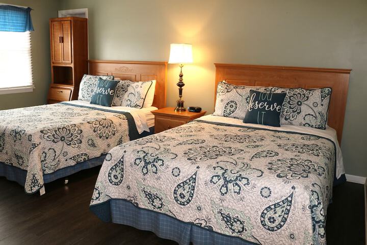 Room 90 of 143