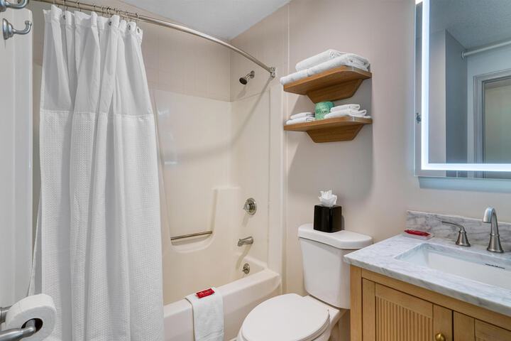 Baldwin Inn & Suites SureStay Collection by Best Western