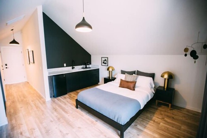 Room 45 of 70
