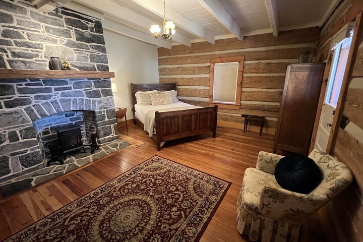 Room 17 of 49