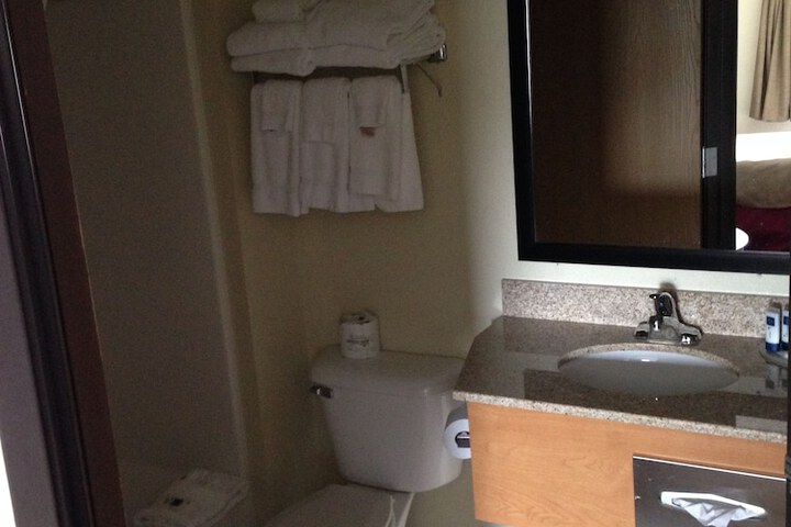Room 37 of 60
