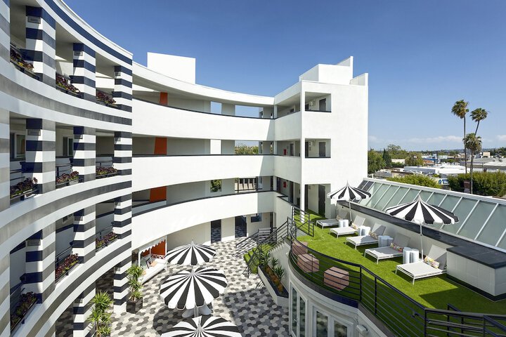 Hotel Exterior 34 of 40