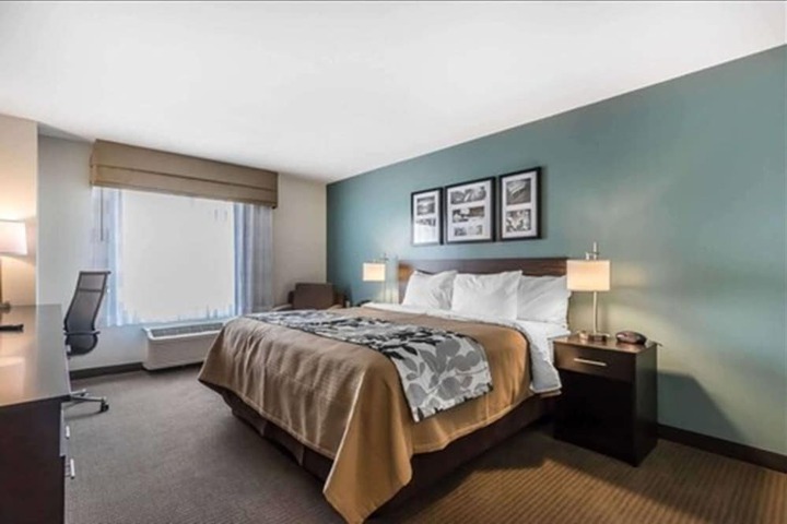 Room 16 of 45