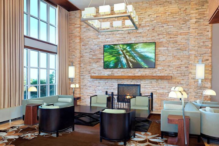 Hotel Interior 57 of 156