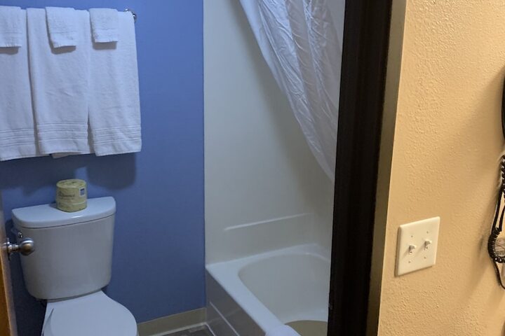 Room 9 of 21
