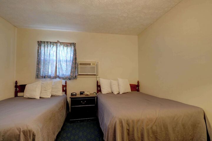 Room 250 of 317