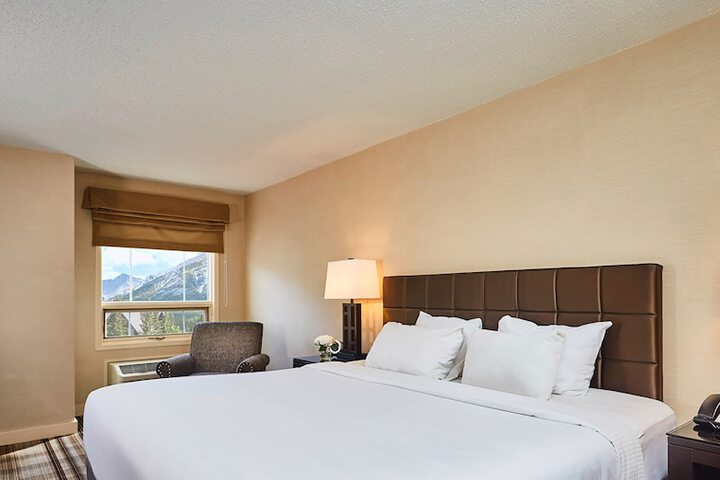 Room 20 of 39