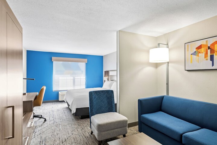 Holiday Inn Express Hotel & Suites Council Bluffs - Convention Center by IHG