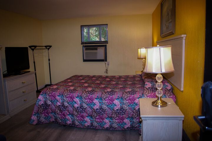 Room 16 of 47