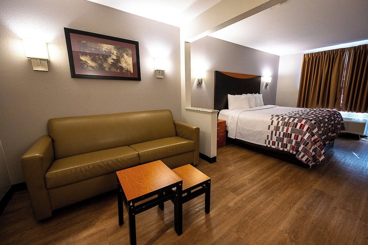 Red Roof Inn & Suites Danville IL