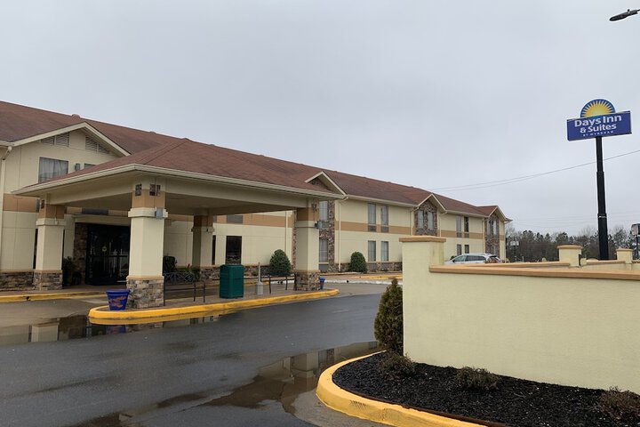 Hotel 4 of 41