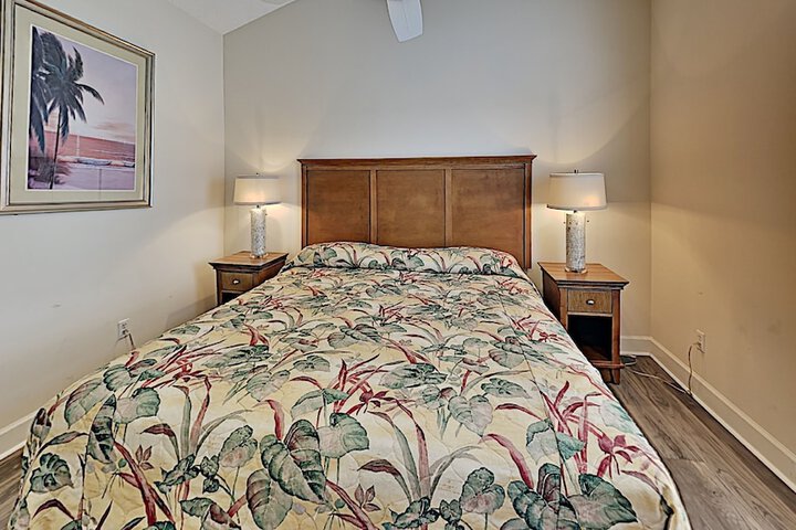 Room 53 of 119