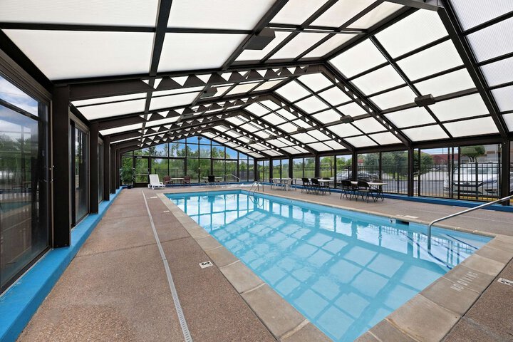 Pool 8 of 44