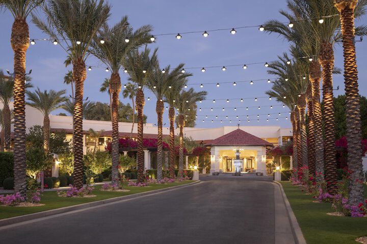 The Scottsdale Resort and Spa Curio Collection by Hilton