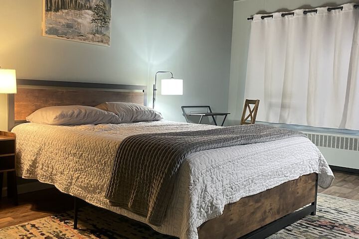 Room 25 of 32