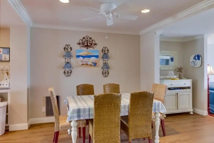Work-Friendly Oceanfront Condo with Pool and Spa Access SURF25 by RedAwning