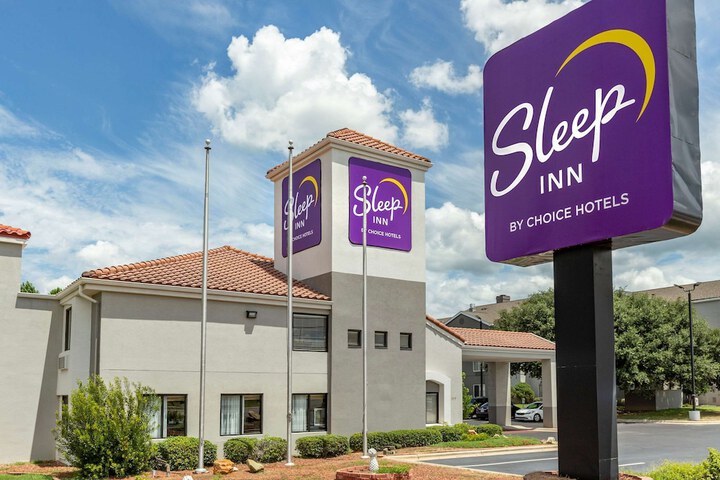 Hotel 3 of 29