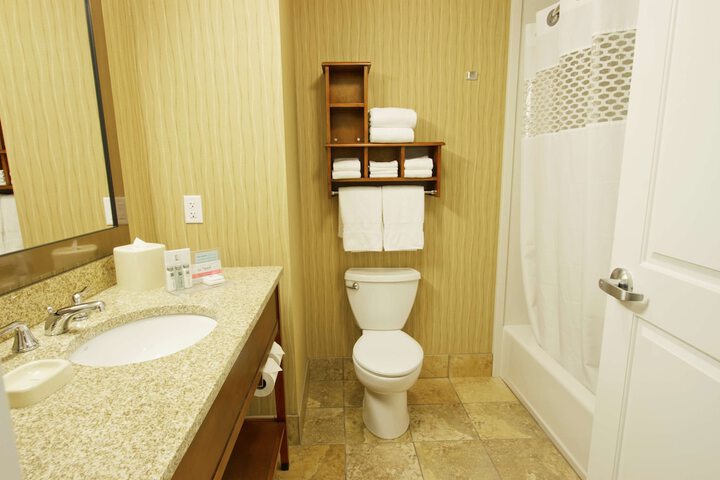 Room 15 of 49