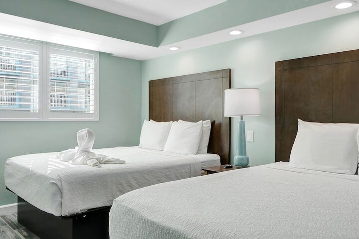 Room 48 of 85