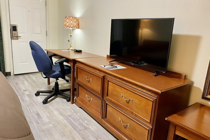 Room 19 of 44